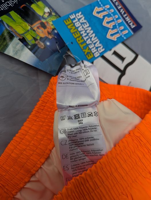 Професійні водонепроникливі штани,  дощовики, водозахисні штани, розмір М на зріст до 176см, міжнародна сертифікація  Європи, США , Австралії