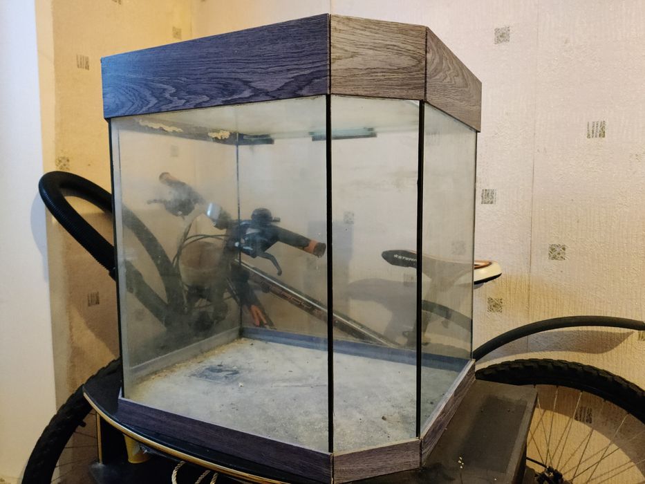 Аквариум 80 - 100 литров +/-