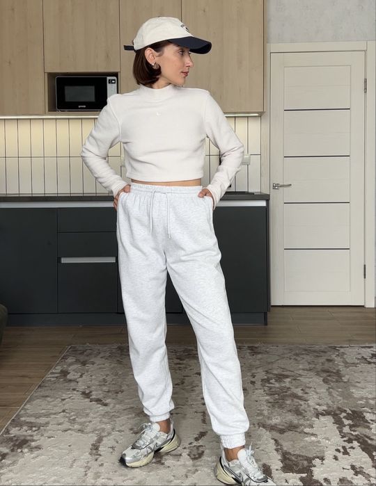 Джогери базові від H&M. Трохи утеплені! Розмір S. Стан нових!