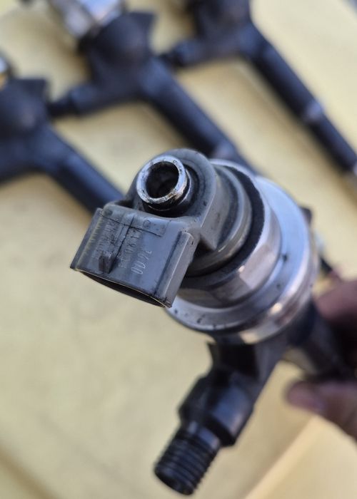 Wtryski wtryskiwacze Opel Astra H Astra J Zafira