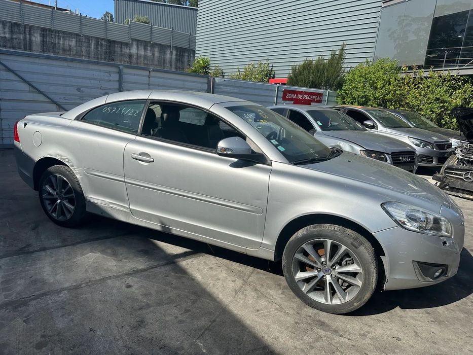 VOLVO C 70 2.0 D3 (MOTOR D5204T) DE 2012 PARA PEÇAS