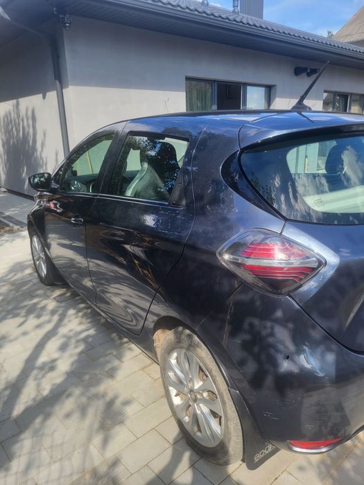 Renault ZOE Рено зоя 2021