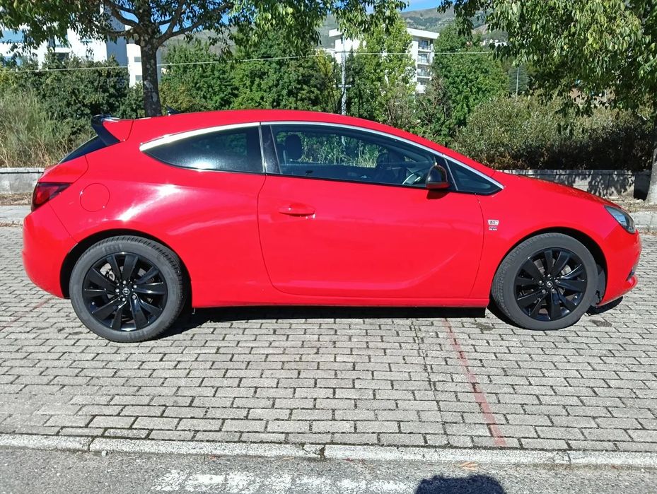 Opel Astra GTC