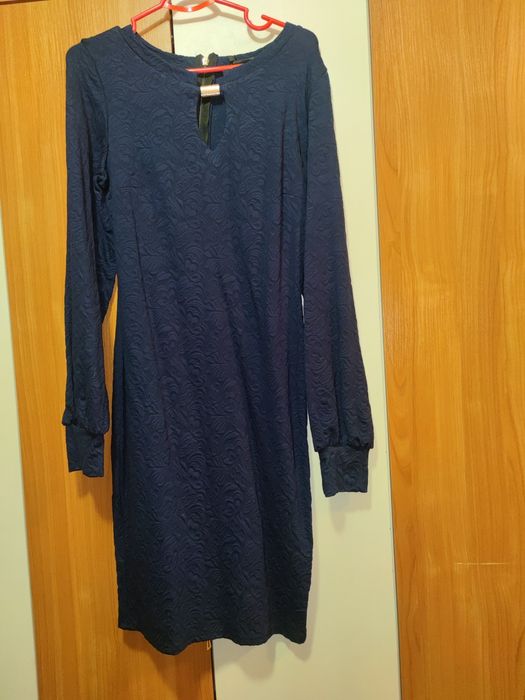 Сукня жакардова.