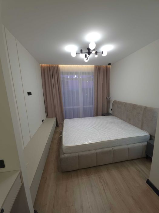 Центр, кухня-вітальня та дві окремі кімнати | Княгинин, техніка+меблі