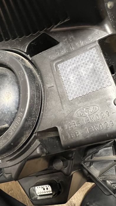 Фара права Ford Escape MK4 2020-2022 Форд Ескейп