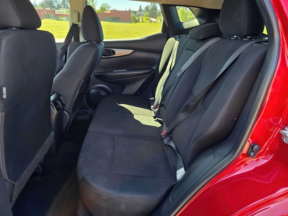 Nissan Rogue Sport      2019