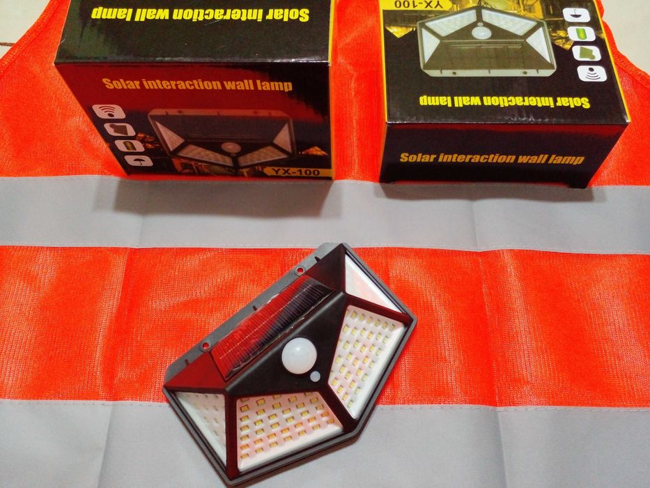 Солнечный светильник с датчиком движения Доставка