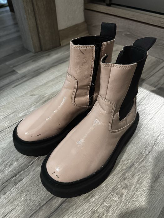 Ботинки Zara, лакові рожеві ,  31розмір - 19,5см Демісезон