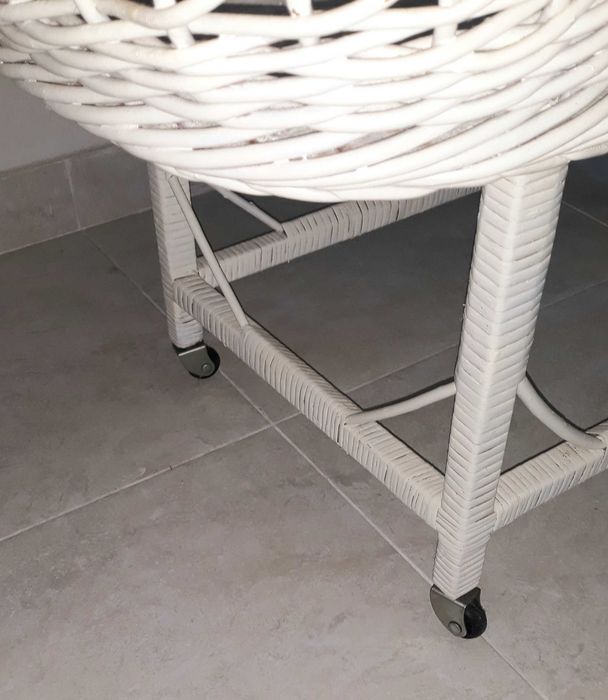Berço em verga branco
