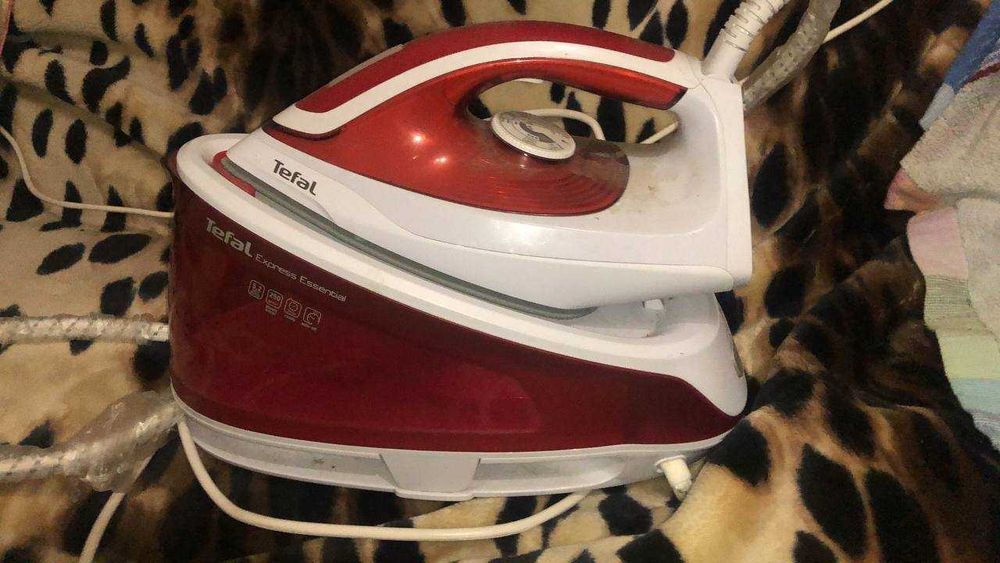Утюг с парогенератором Tefal Express Essential б/у Днепр