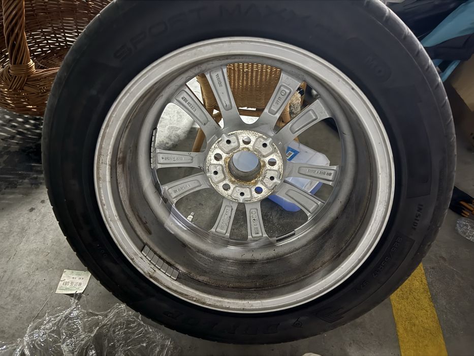 Jantes BMW 17’ com pneus serie 5 G30