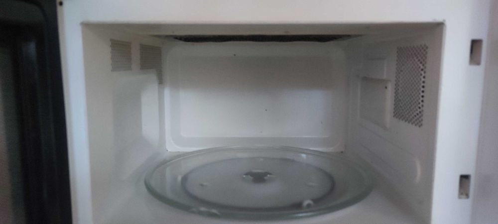 Мікрохвильова піч Samsung