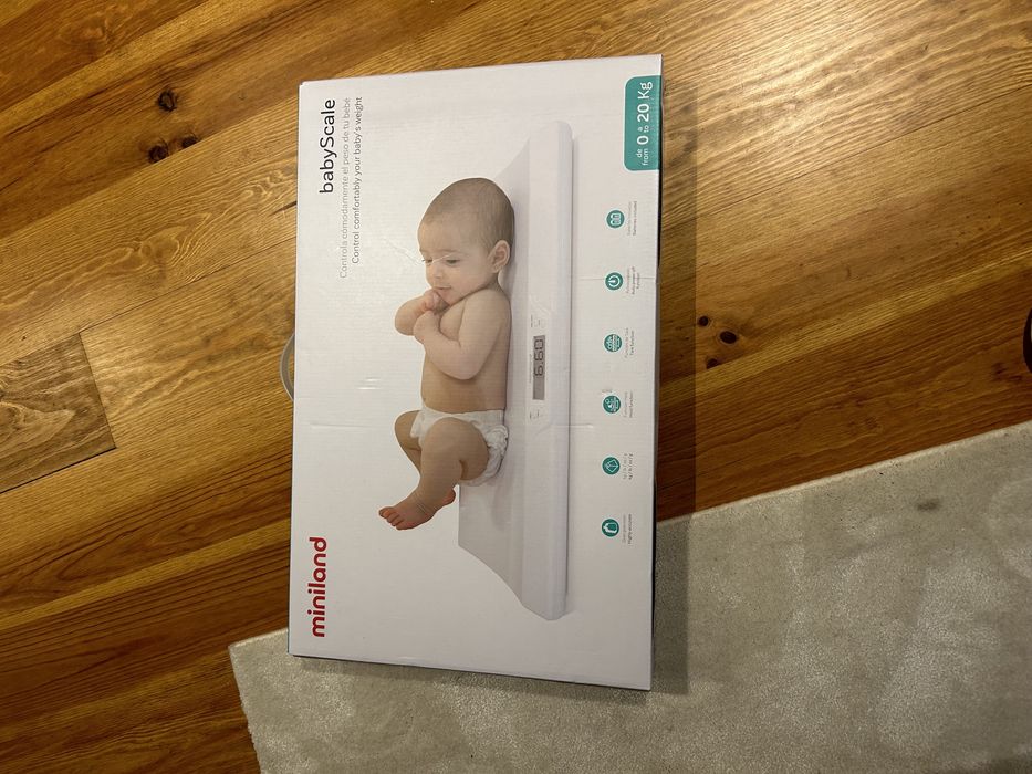 baby scale miniland