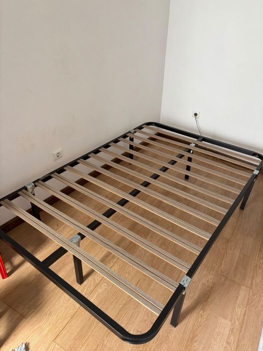 Estrado para cama