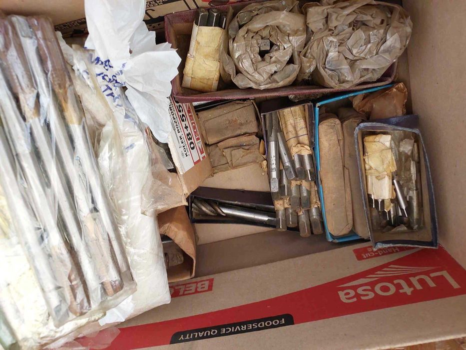 Gwintowniki maszynowe ręczne nowe od m 3 rurowe 1,2cala