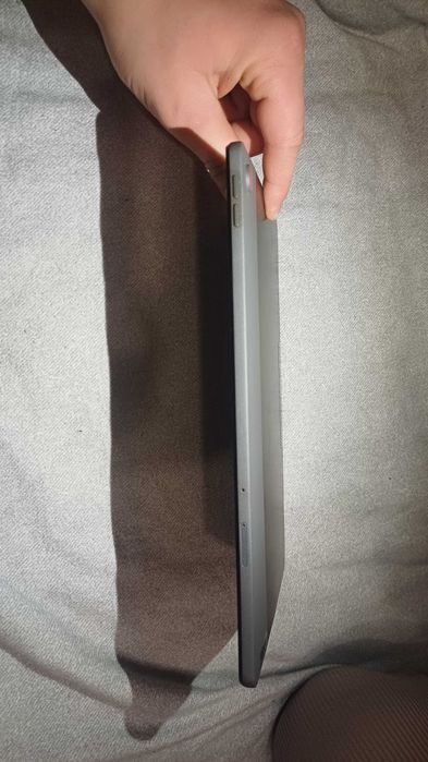 Продам планшет  леново