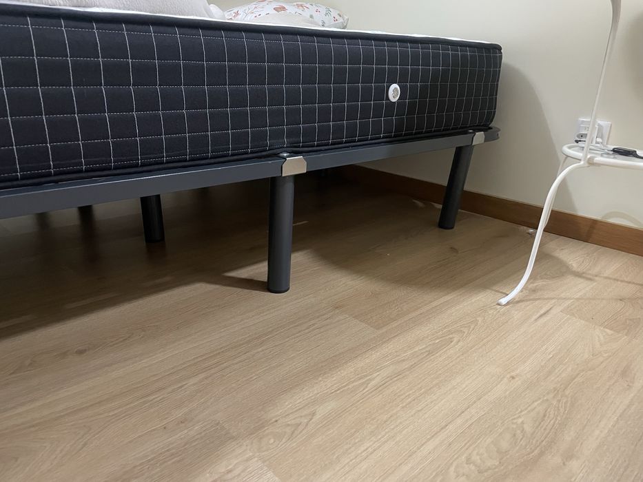 Estrado + colchão 160-200