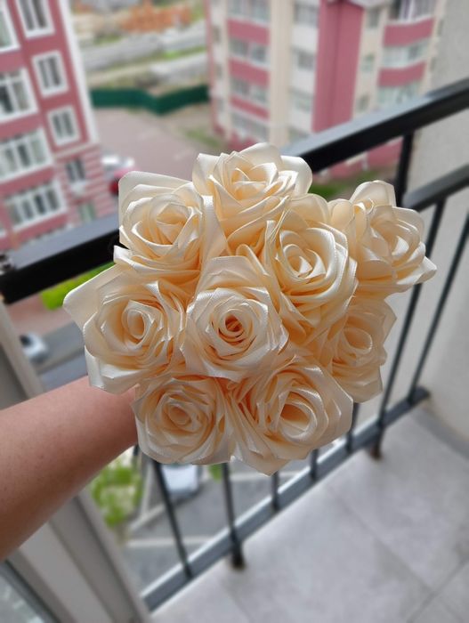 Букети з атласної стрічки