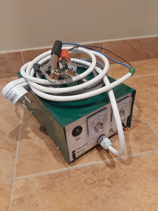 Prostownik ładowarka 12V 10A automat agm żel