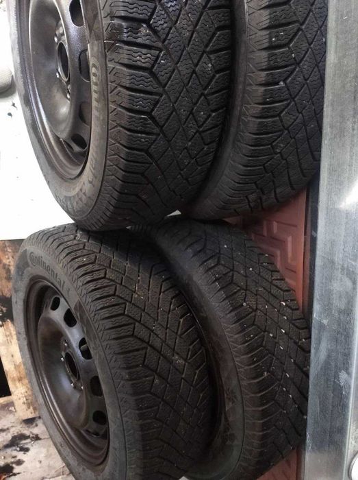 Зимові Шини Continental Viking Contact 7 · 195/65/R15 T XL на дисках