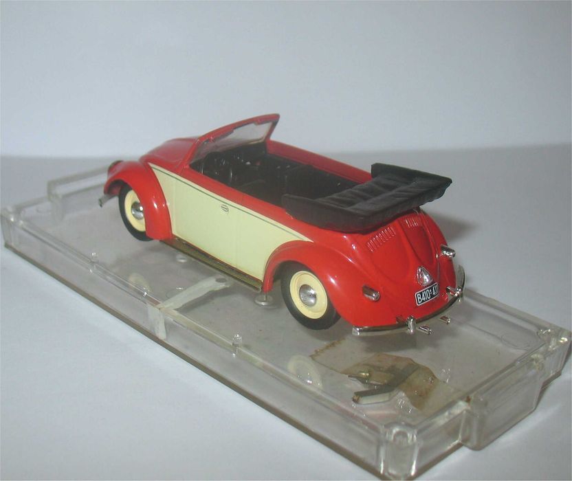 Vitesse - Volkswagen Carocha Cabriolet (aberto - vermelho) - 1949