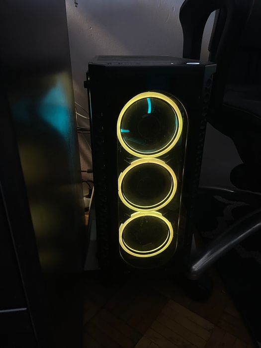 Komputer gamingowy RTX 3070. I5-12400f. Oddaje cały zestaw.