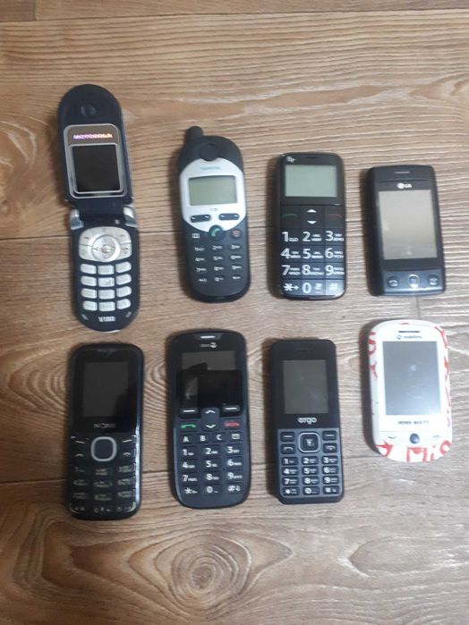 46 телефонов: Samsung, Siemens, Nokia, LG, Motorolla. Все в описании