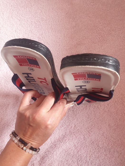 Japonki Tommy Hilfiger