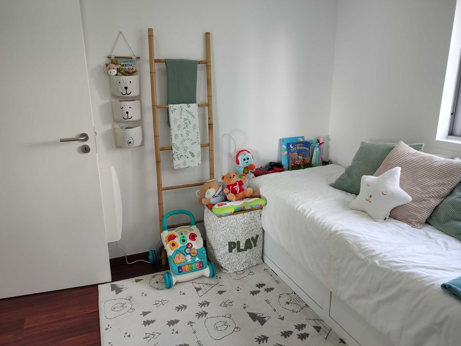 Vendo T2 Remodelado em Santo António dos Cavaleiros