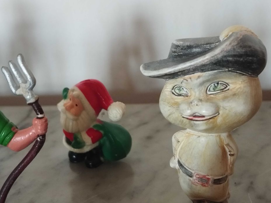 Figuras colecionáveis.