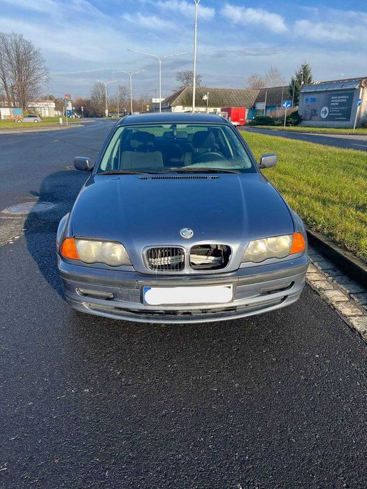 BMW E46 • 1.9 Benzyna • 2001