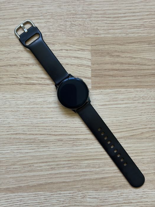 Samsung galaxy watch active 2 на 40mm