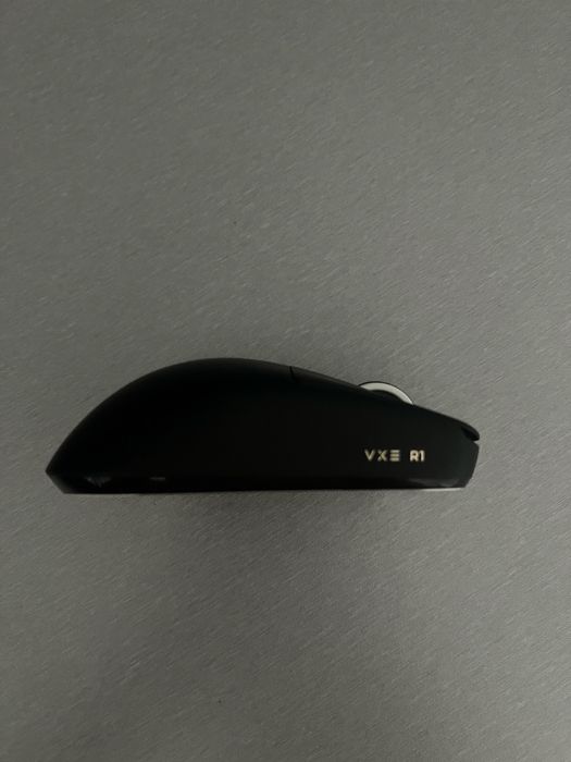 myszka vxe r1 pro