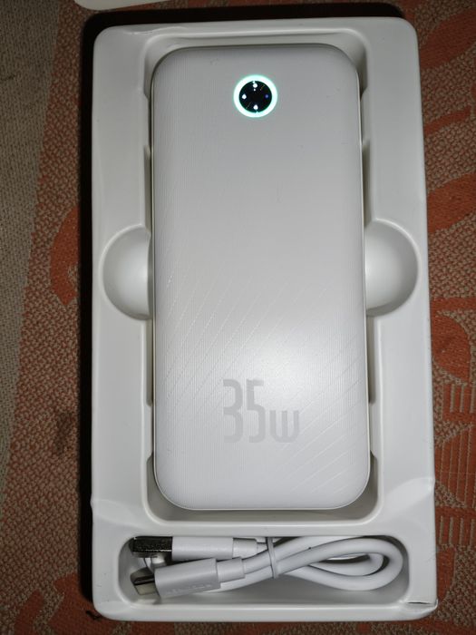 Новий Power bank rocoren 30000mah 35w для швидкої зарядки