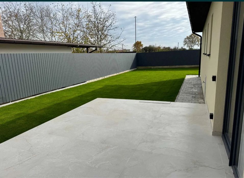 Продаж чудового дуплексу з ремонтом в Минаї