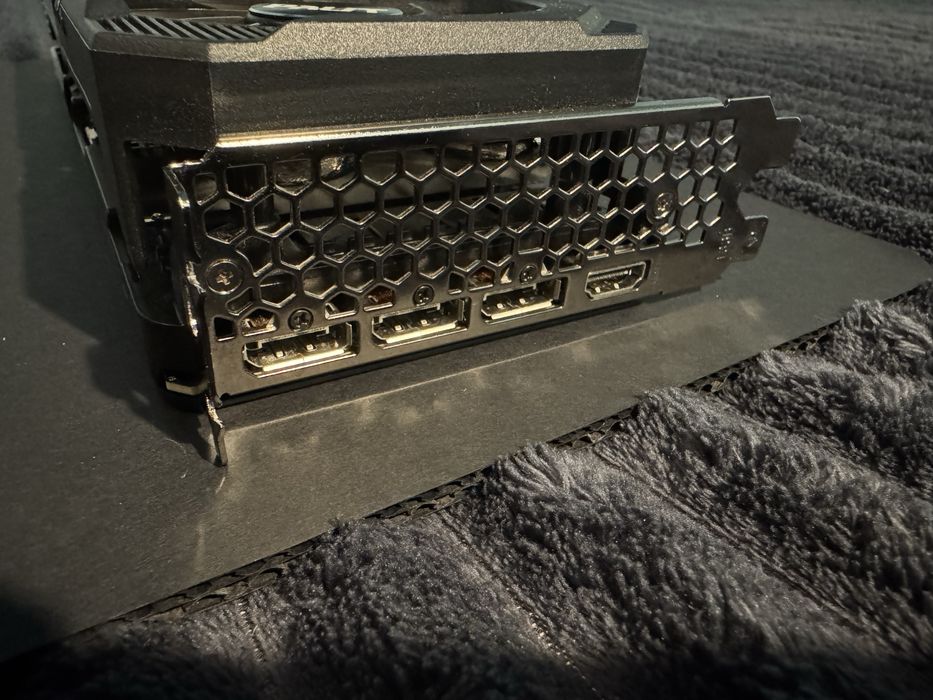 Видеокарта RTX 3070 Ti 8 gb Palit