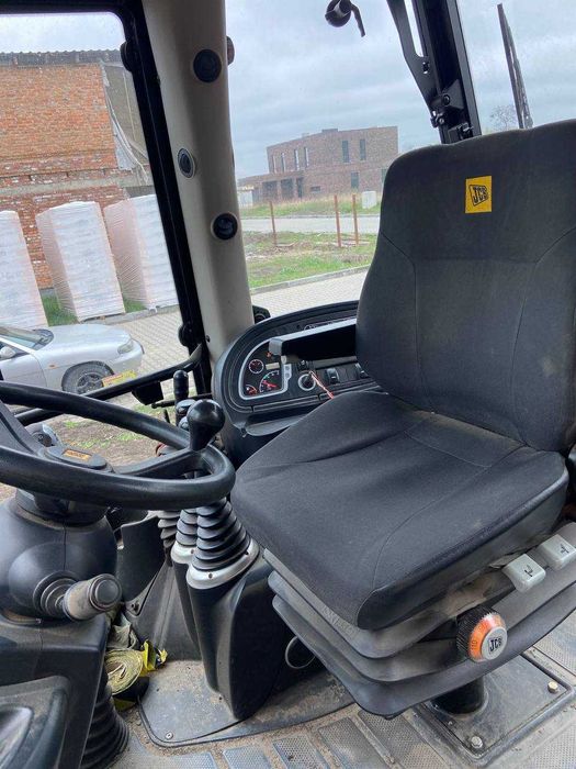 Екскаватор навантажувач JCB 3CX