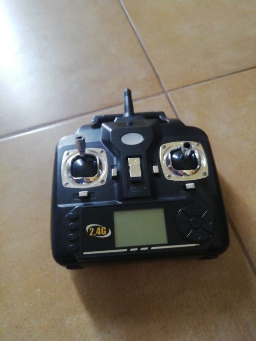Drone 2.4G x5c  com camera