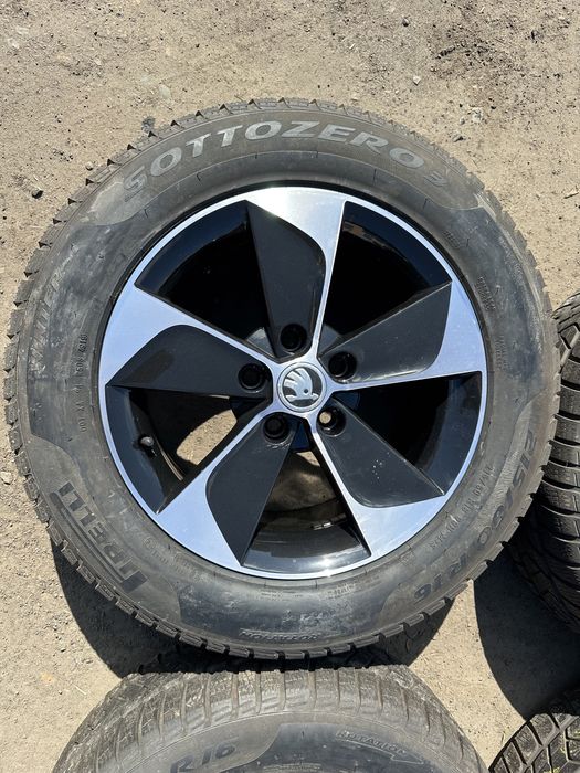 Диски Skoda Pirelli Sottozero 215 60 16