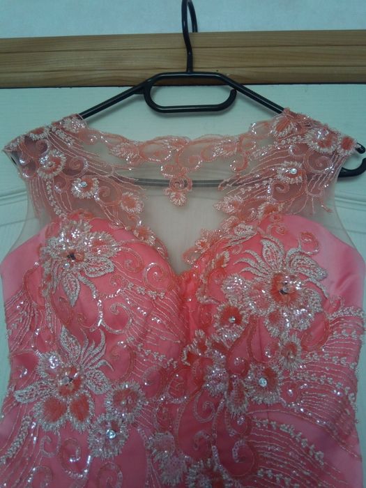 Вечернее выпускное платье