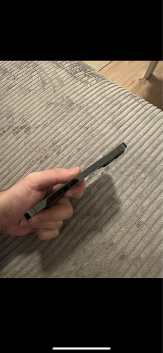 Продам Apple 13 pro