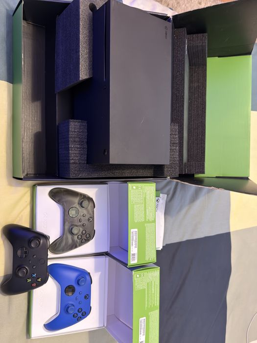 Xbox Series X + 3 comandos