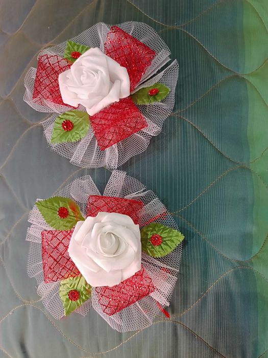 Весільна коробка на гроші, казна і букетики для дружби і на машину