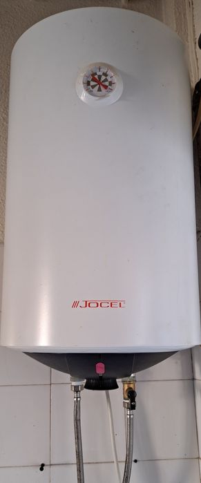 Termoacumulador da jocel com 2 bichas