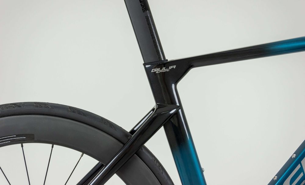 Nowy rower szosowy SENSA GIULIA SUPREMO Shimano 105 Di2 / Ultegra Di2