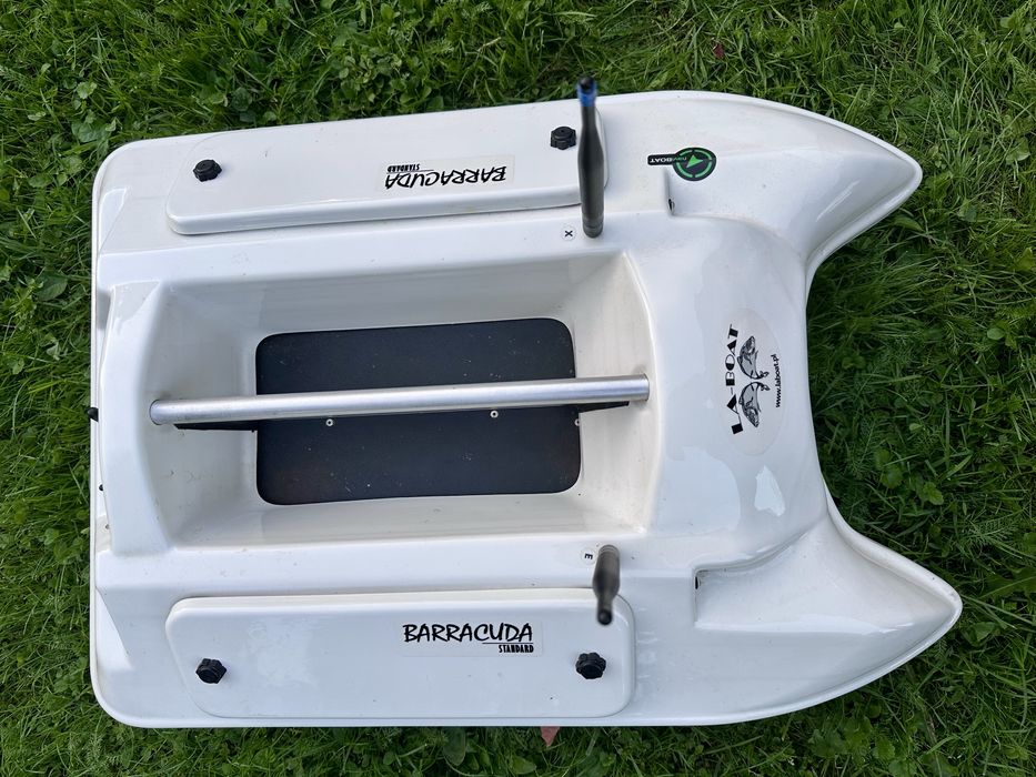 Łódka zanętowa Baracuda+deeper+NaviBoat