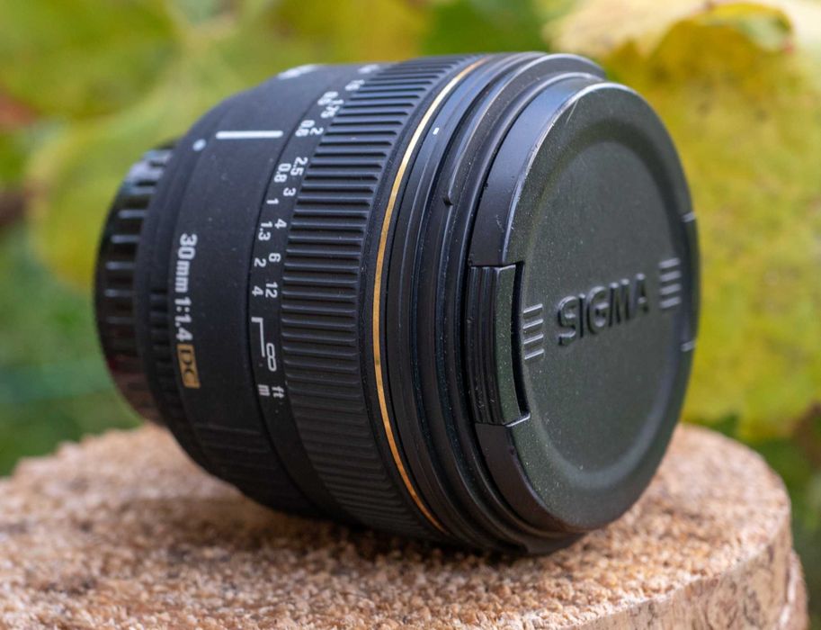 Об'єктив Sigma EX 30 1.4  для дзеркальних Pentax СТАН ЧУДОВИЙ