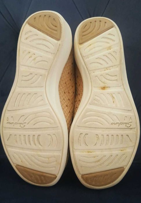 Сліпони Skechers зі стразами р.36