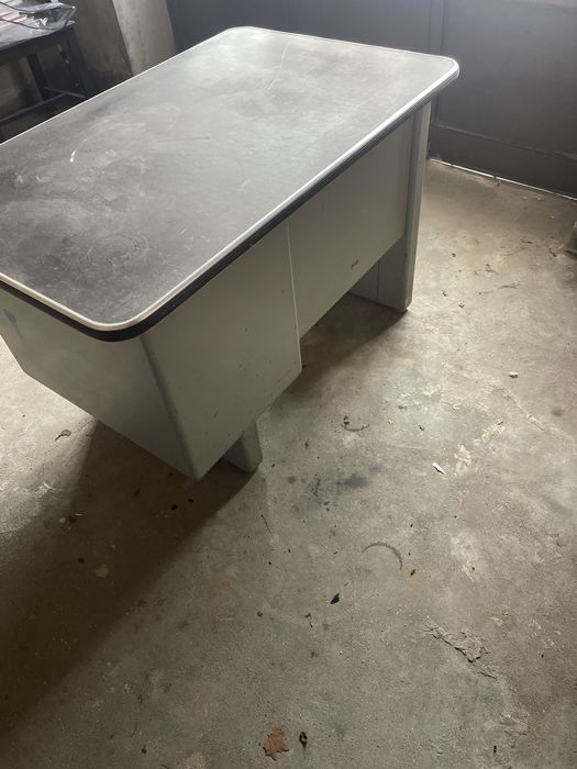 Secretaria em ferro